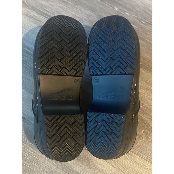 DANSKO Professional Silver/Black Floral Leather Clogs Size EU 42 US 9 - Picture 11 of 11